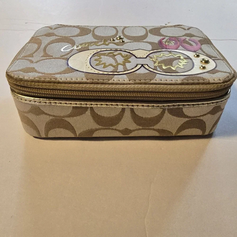 Coach vintage 90s